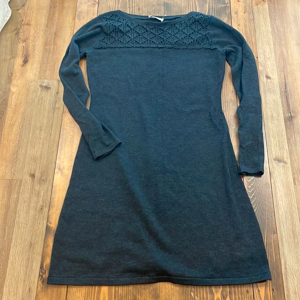 Calvin Klein women’s sweater dress! Size M. Like new!
